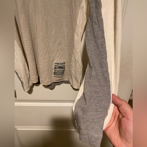 Louis Vuitton Long Sleeve Tee - Picture 2 of 6